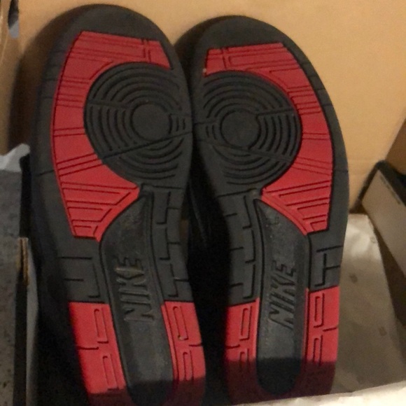 Retro 2’s - Picture 3 of 4